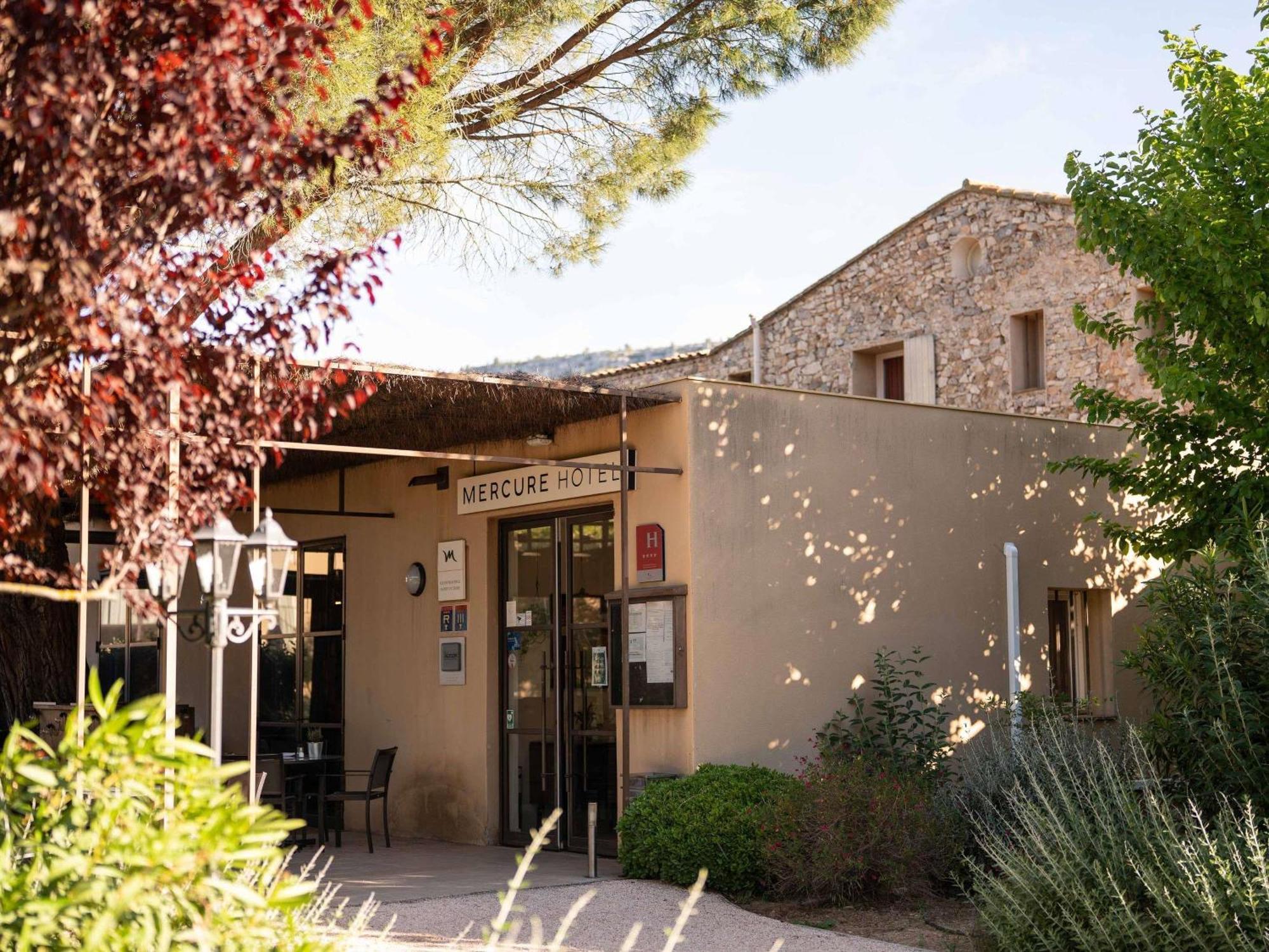 Mercure Aix-En-Provence Sainte-Victoire Châteauneuf-le-Rouge Exterior foto